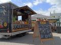 Kejklířský jarmark si z kalendáře akcí škrtněte. Nahradí ho Food truck festival 