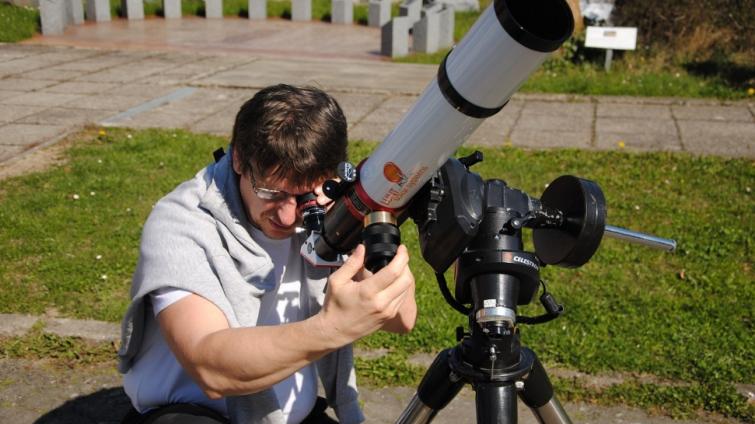 Ve hvězdárně pozorují Slunce novým dalekohledem