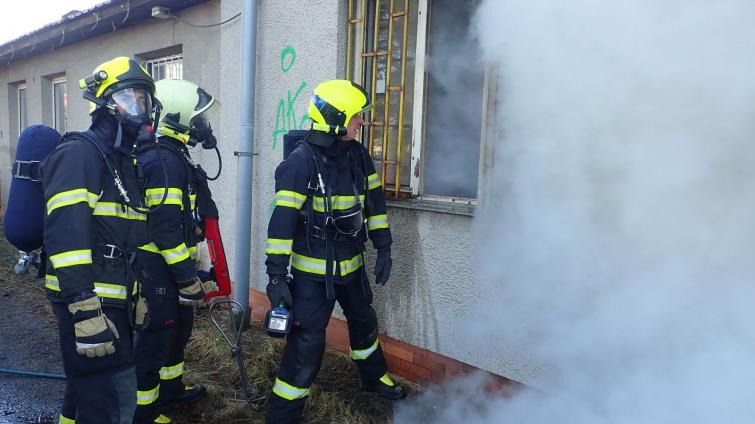 Záchrana osob a hašení požáru. Demolici budov využijí hasiči k dvoutýdennímu výcviku