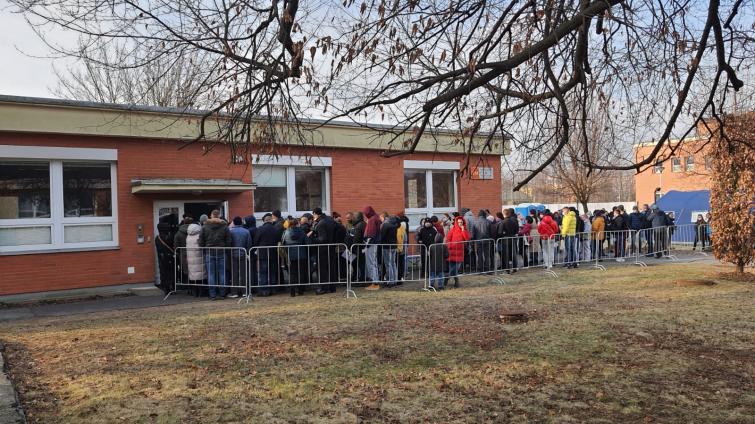 Provoz v krajském asistenčním centru se uklidnil, denně ho využije kolem 150 uprchlíků