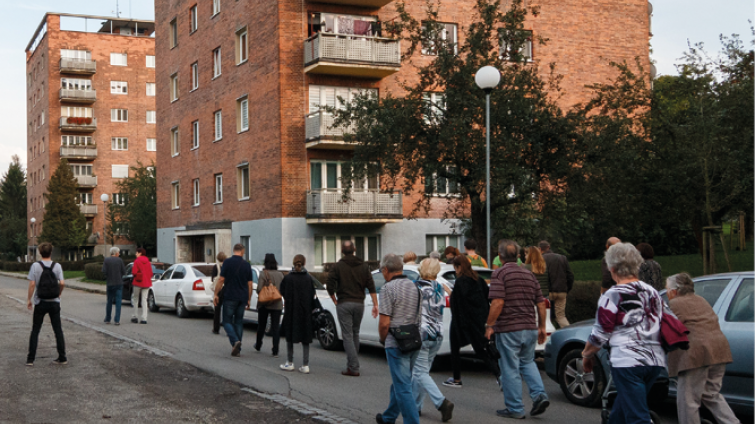 Baťův institut zve na projížďku po zlínské architektuře a videomappingovou projekci