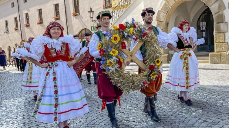 Zemědělci z celého kraje oslaví konec žní v Kroměříži