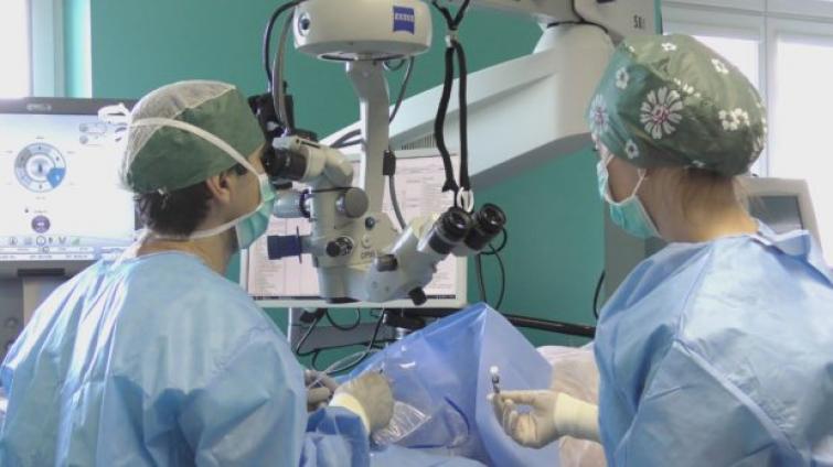 Ve Zlíně otevřeli čtvrtou oční tkáňovou banku v ČR. Má urychlit transplantace rohovek, na které se čeká až rok