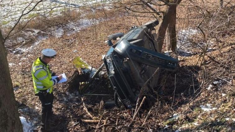 U Vizovic havarovala pětasedmdesátiletá řidička. Nehodu nepřežila 