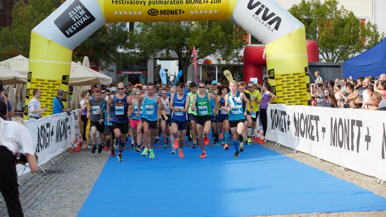 Festivalový půlmaraton ovlivní dopravu v centru Zlína. Pro běžce bude MHD zdarma 