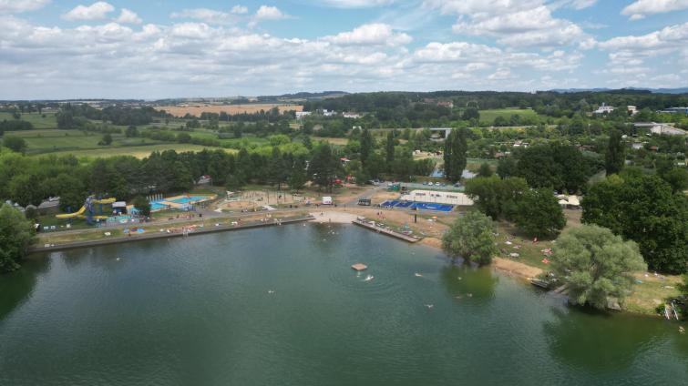 Otrokovické letní slavnosti nabídnou velká hudební jména, gastrofestival i turnaj v plážovém volejbale