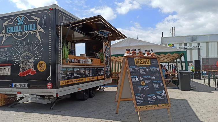 Kejklířský jarmark si z kalendáře akcí škrtněte. Nahradí ho Food truck festival 