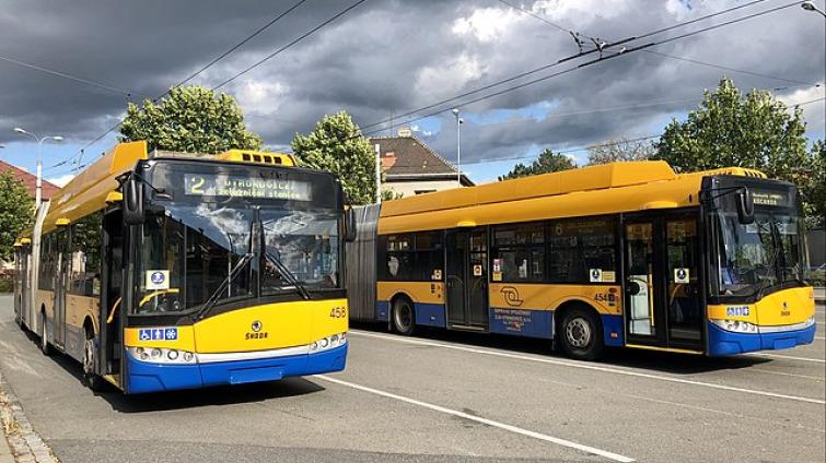 Linka MHD č. 51 v Malenovicích rozšíří trasu. Autobusy budou jezdit ke hřbitovu a hradu