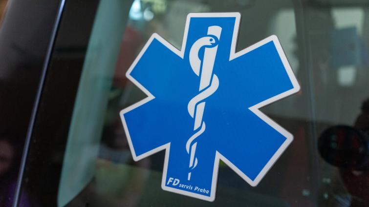 Na parkovišti v Uherském Hradišti byl postřelen muž. Nejspíš šlo o vyhrocený konflikt mezi řidiči