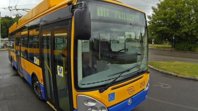 Autobusy MHD linky č. 33 nebudou tři týdny zajíždět na Mokrou