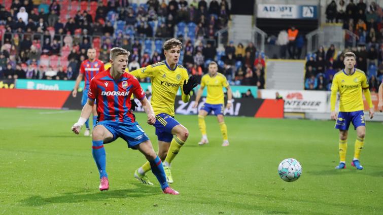 Předposlední ševci neuspěli v Plzni, venku prohráli 0:3