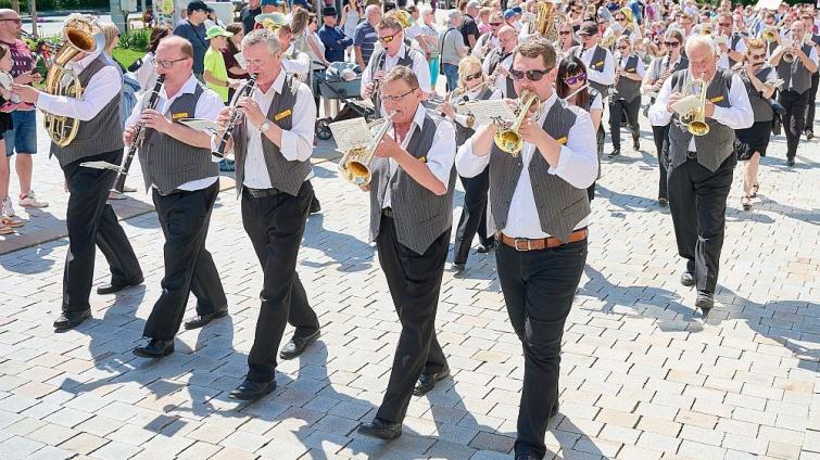 Zlín bude od čtvrtka žít dechovkou a folklorem. Do města se pod dvou letech vrací mezinárodní festival FEDO