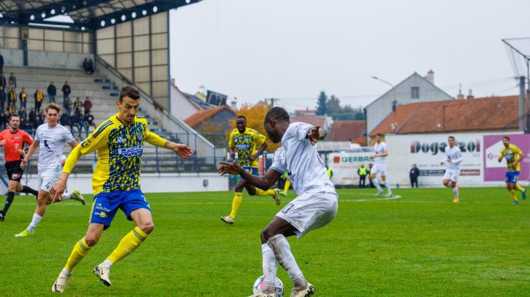 Ševci podruhé za sebou remizovali 1:1, brankář Dostál musel střídat 