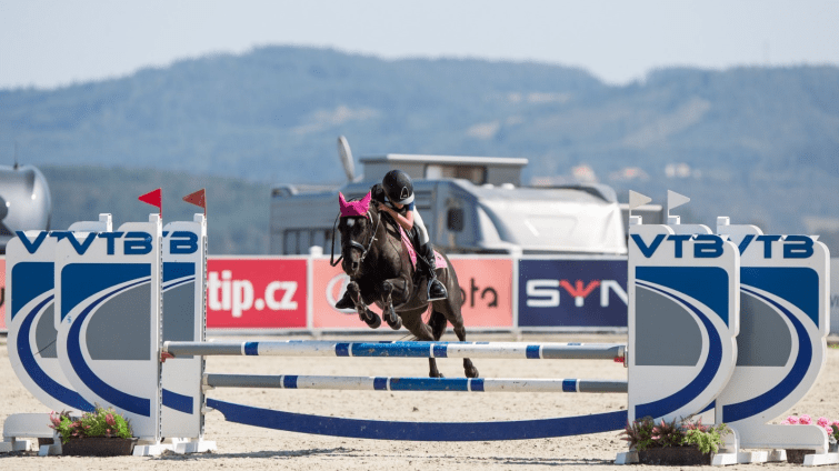 Ve Zlíně se zrodila nová jezdecká hvězda! Dvanáctiletá Eliška se stala Pony jezdcem roku