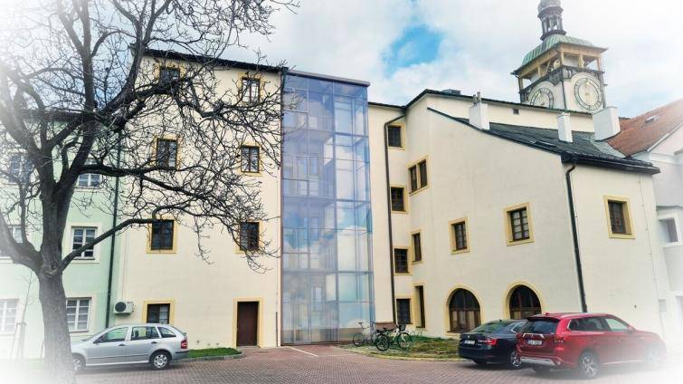 V historické budově kroměřížské radnice vznikne nový výtah