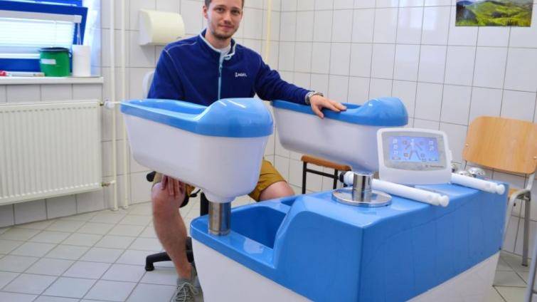 Nová hydrogalvanická lázeň ve valašskomeziříčské nemocnici pomáhá léčit různorodé zdravotní obtíže