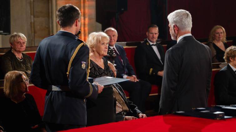 Neúnavná propagátorka dárcovství kostní dřeně Zdenka Wasserbauerová získala státní vyznamenání