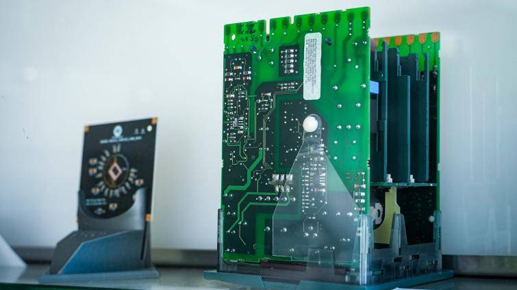 Baťova univerzita otevírá perspektivní bakalářskou specializaci zaměřenou na polovodiče