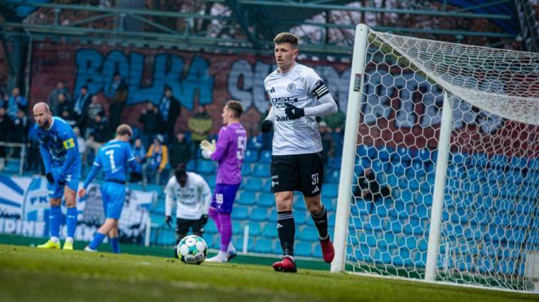 Zlín prohrál počtvrté v řadě. Není to dobré, ale vidím světlo na konci tunelu, říká Červenka 