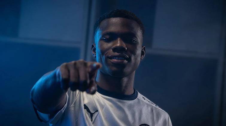 Slovácko odletělo na soustředění s posilou ze Slavie, s Medvedem trenér nepočítá 