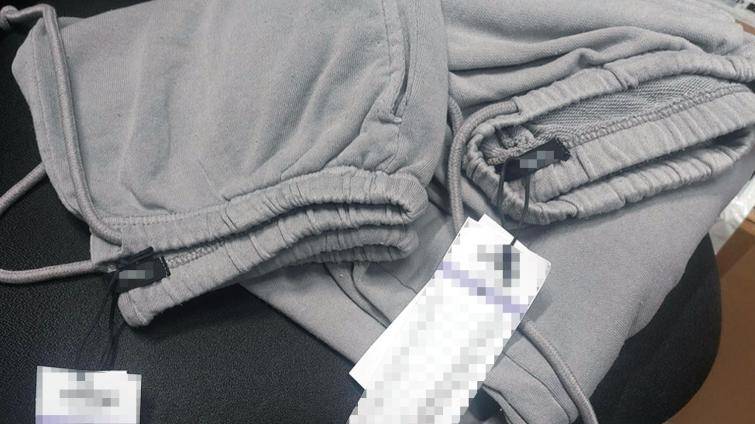 Kvůli neúspěšné krádeži tepláků možná půjde do tepláků