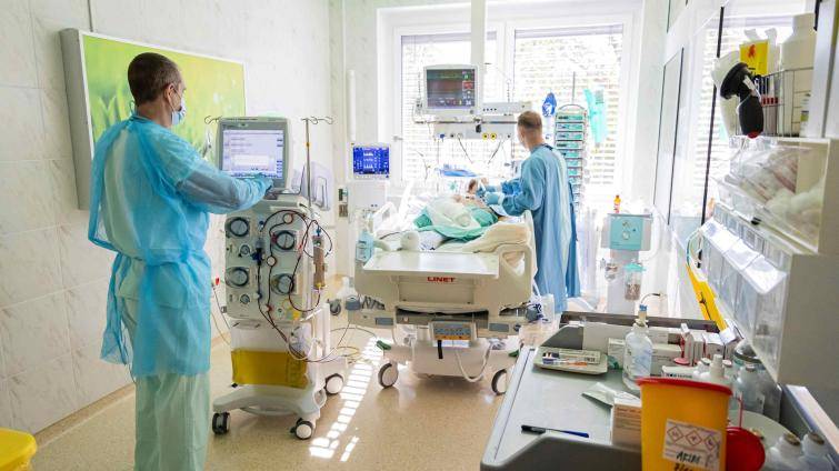 Po boji o život přichází další péče. Zlín otevřel specializovanou ambulanci