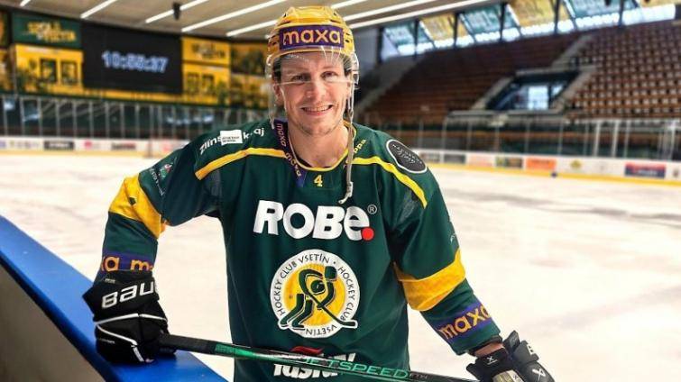 Hokejisty Vsetína posílil útočník Dvořáček. Z hostování se vrací dva hráči 