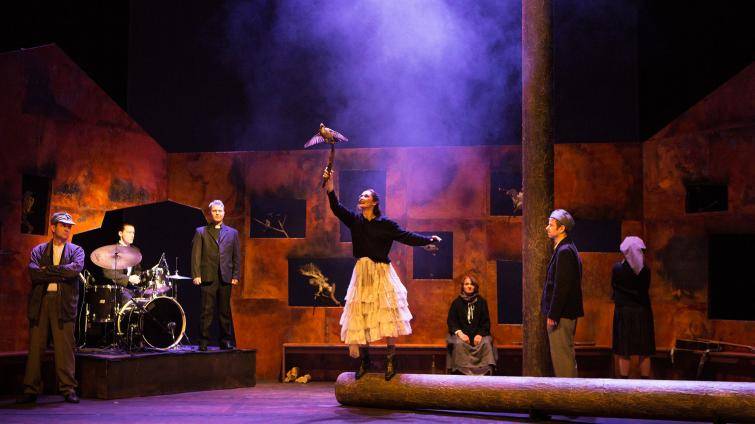 Tiše buší Ploština. Tragický příběh z valašských pasek ožívá na zlínském jevišti