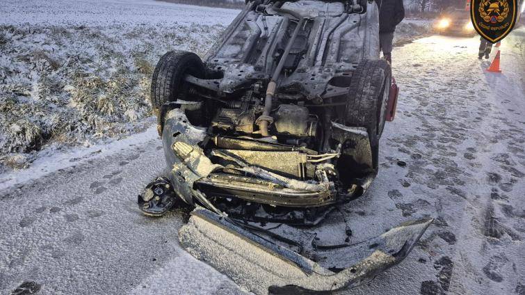 Nehoda v obci Lutopecny. Foto: HZS ZK