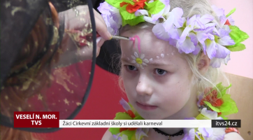 Žáci Církevní základní školy si udělali karneval