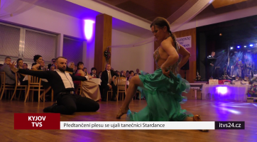 Předtančení plesu se ujali účastníci Stardance