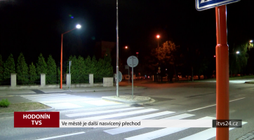 Ve městě je další nasvícený přechod
