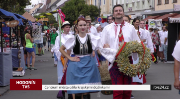 Centrum města ožilo krajskými dožínkami