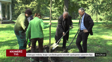 Zástupci města, kraje i arcibiskupství stvrdili spolupráci zasazením lípy