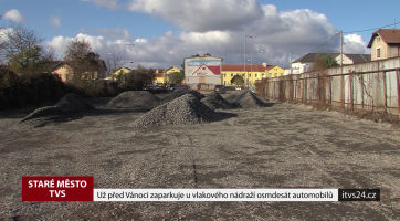 Už před Vánoci zaparkuje u vlakového nádraží osmdesát automobilů