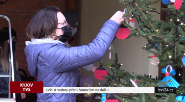 Lidé si mohou přát k Vánocům na dálku