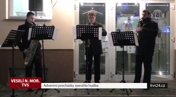 Adventní procházky zpestřila hudba