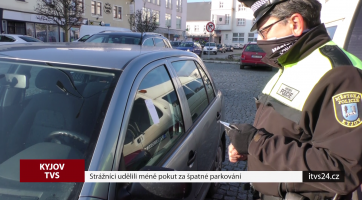 Strážníci udělili méně pokut za špatné parkování