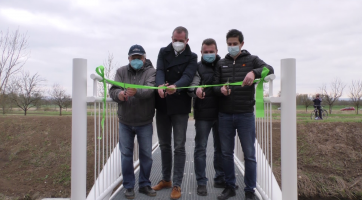 Nová lávka už slouží zahrádkářům