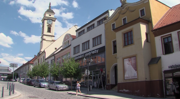 Radnice odpustí polovinu nájemného ve svých nemovitostech 