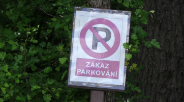 Řidiči porušují zákazy vjezdu