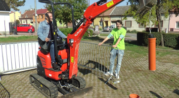 SOŠG stavěla budoucnost a objevovala zašlou krásu řemesla 