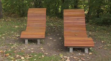 Kouzelná dřevěná cesta a koloběžkový ráj už slouží lidem