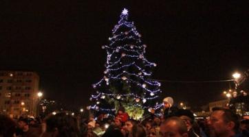 Otrokovice ruší Rozsvícení vánočního stromu i vánoční dílny