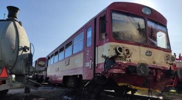 Tragédie ve Zlíně. Na železničním přejezdu srazil vlak jednačtyřicetiletého muže