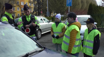 Řidiče kontrolovala dětská policie