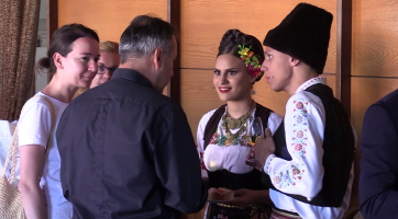 Zahraniční folklorní soubory zavítaly na radnici