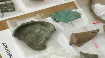 Archeologové našli v Roštění unikátní žárové pohřebiště