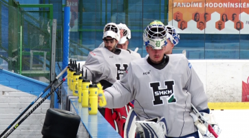 Hodonínští hokejisté už trénují na ledě