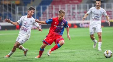 Slovácko podlehlo mistrovské Plzni 0:3 a kleslo na deváté místo. Výsledek je ostuda, zlobil se kouč Svědík